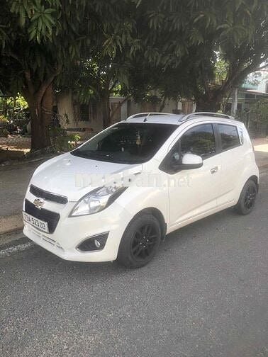 Chevrolet Spark Trắng Số tự động 5 chỗ