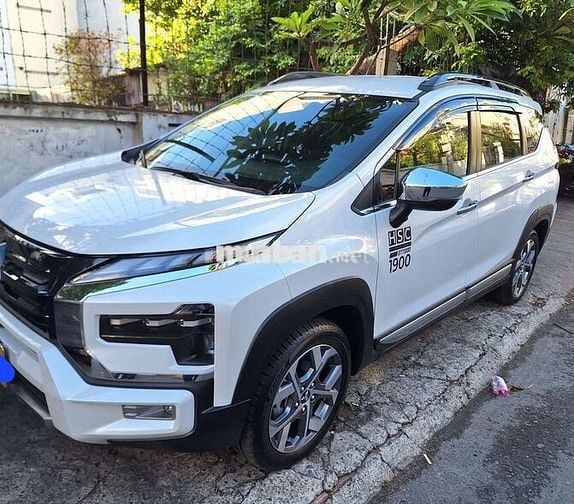 Mitsubishi Xpander Cross 2023 Trắng Rất ít chạy