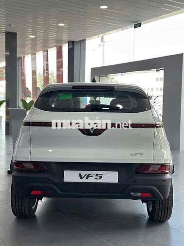 Xả kho cực khủng VF5, hỗ trợ góp