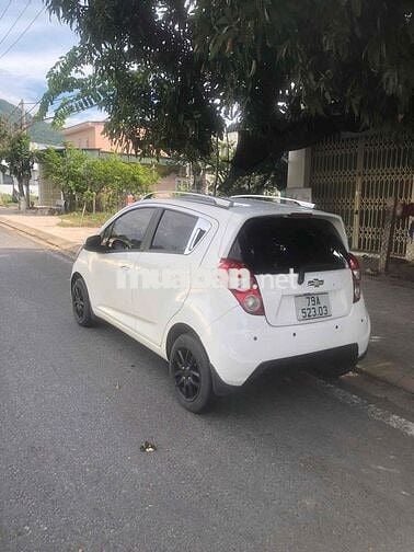 Chevrolet Spark Trắng Số tự động 5 chỗ