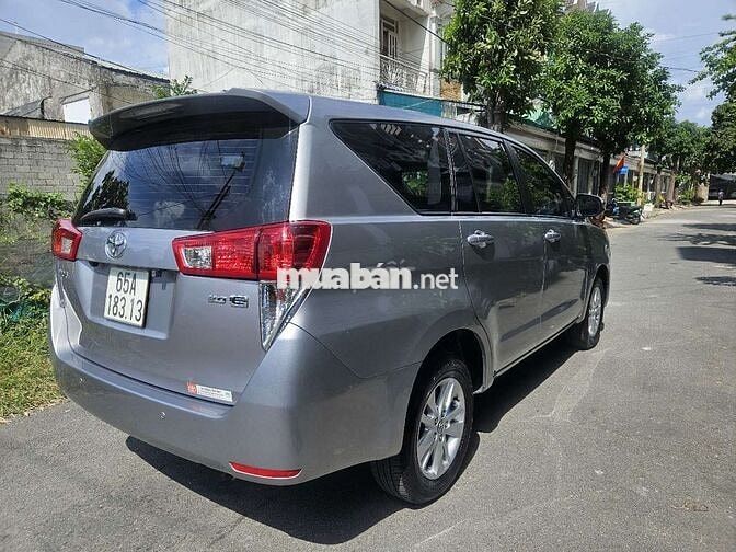 Toyota Innova 2.0E 2019 Số sàn Bạc