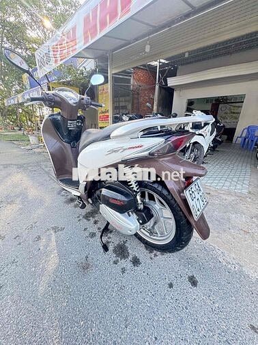 Honda SH Mode 2023 Trắng, Nâu, Đen đã sử dụng