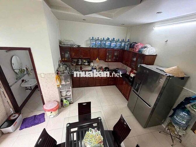 bán nhà 3 Mặt Tiền Bà Hom, 70m2, 5x14m, 4 tầng, 4pn, 5wc, sân thượng