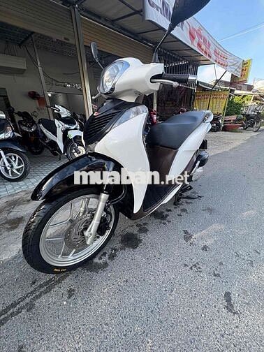 Honda SH Mode 2023 Trắng, Nâu, Đen đã sử dụng