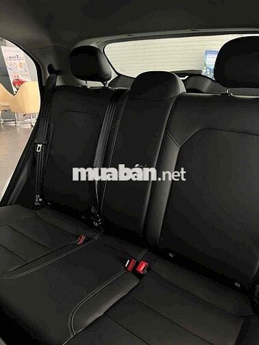 Xả kho cực khủng VF5, hỗ trợ góp
