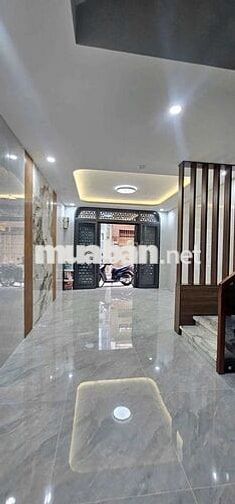 Bán nhà hẻm xe hơi đường 3/2 Quận 11,kế bên Tạ uyên