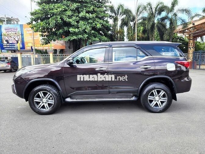 Toyota Fortuner 2019 Std Xăng Nâu
