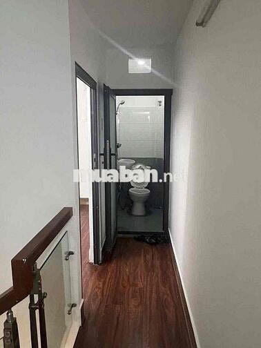 Bán gấp nhà trên đường tô ký tân chánh hiệp 35