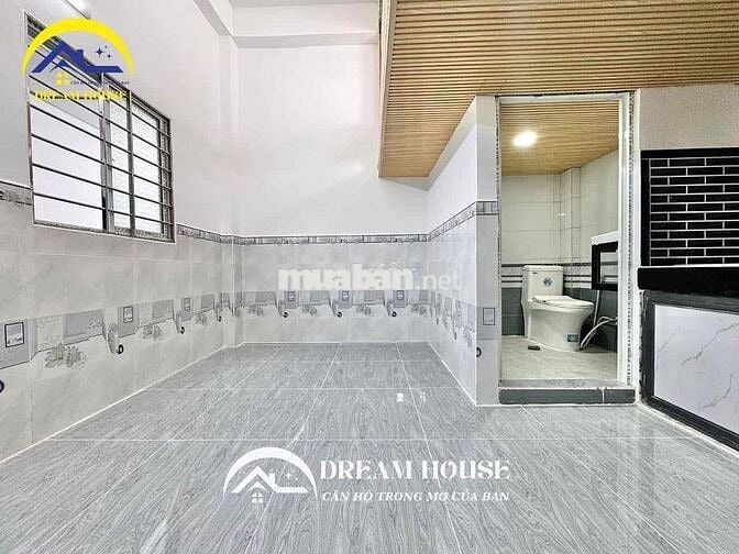 KHAI TRƯƠNG CĂN HỘ DUPLEX CỬA SỔ THOÁNG MÁT SẴN NỘI THẤT CƠ BẢN