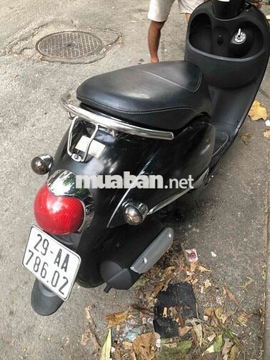 Xe máy 50cc màu Đen