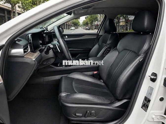 KIA K5 2.0 PREMIUM 2024 Trắng 50.000 km