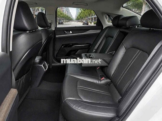 KIA K5 2.0 PREMIUM 2024 Trắng 50.000 km