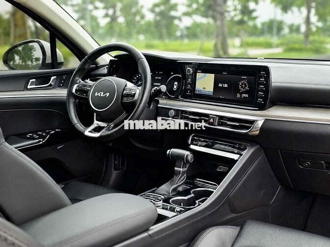 KIA K5 2.0 PREMIUM 2024 Trắng 50.000 km