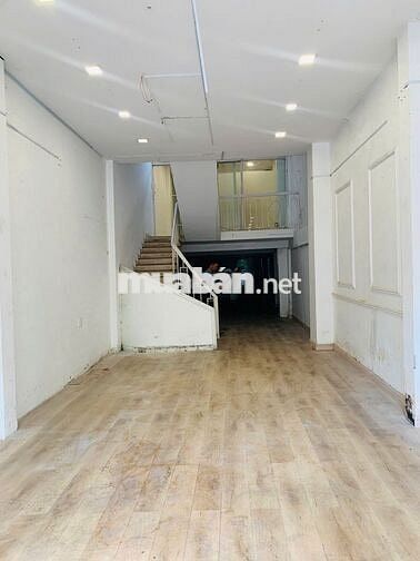 MẶT BẰNG D5 4X20M CỔNG SAU ĐH GIAO THÔNG VẬN TẢI NHÀ MỚI SÀN TRỐNG