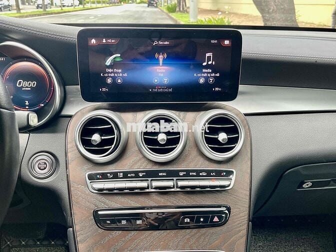 Mercedes-Benz GLC200 4MATIC 2021 Trắng 40.000 km