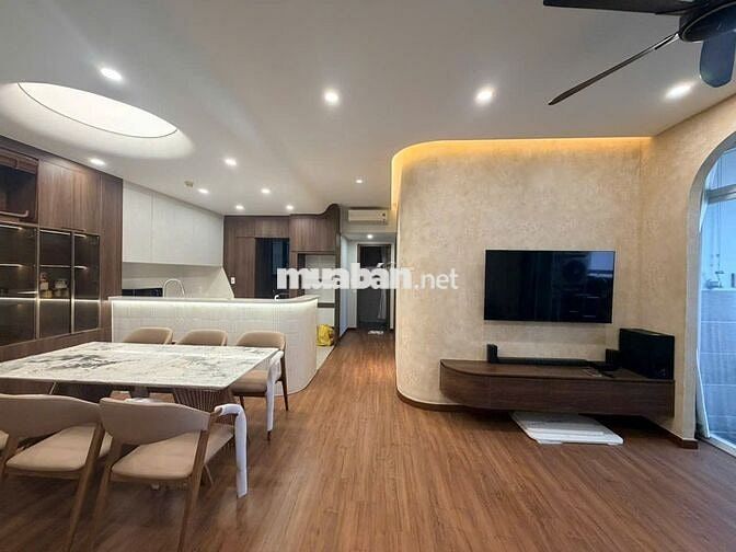 CHO THUÊ CĂN HỘ 2PN2WC FULL NỘI THẤT ĐẸP, VIEW SÔNG SG TẦNG CAO 