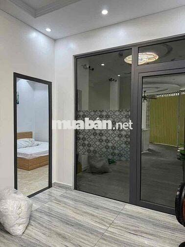 Bán nhà kiểu Biệt thứ 2 mặt tiền