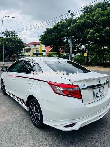 Toyota Vios TRD Số sàn màu Trắng