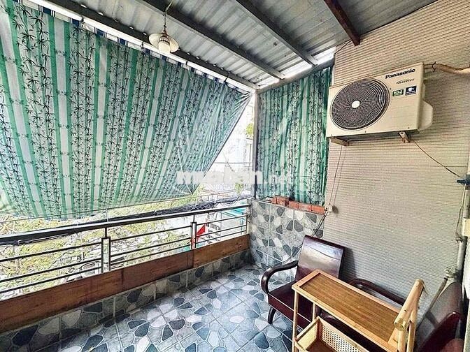 Bán nhà Mặt Tiền Đường Số 2, 35m2, 2 Tầng, 2PN,kế bên CV Làng Hoa TL