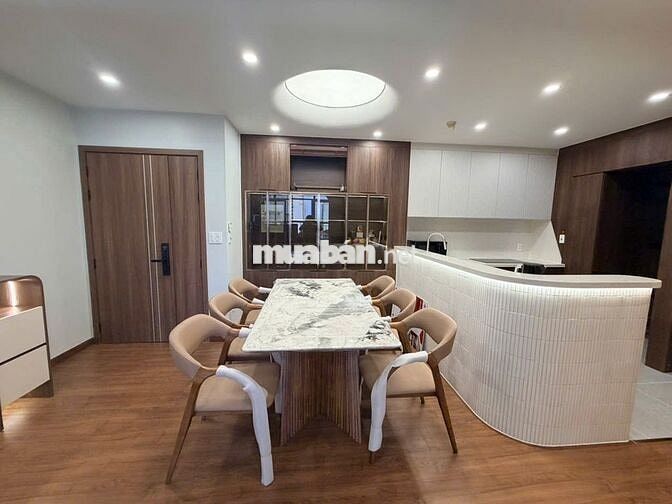 CHO THUÊ CĂN HỘ 2PN2WC FULL NỘI THẤT ĐẸP, VIEW SÔNG SG TẦNG CAO 