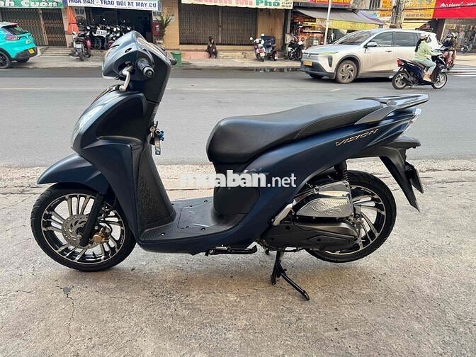 🟢🟢 Vision  Xanh đen 2023 xe đẹp ngay chủ có góp