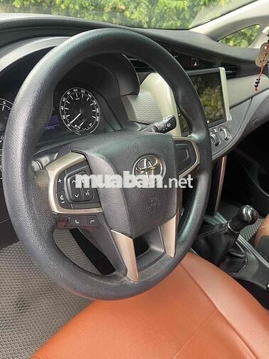 Toyota Innova mẫu 2017. sản xuất 2016 xe gia đình