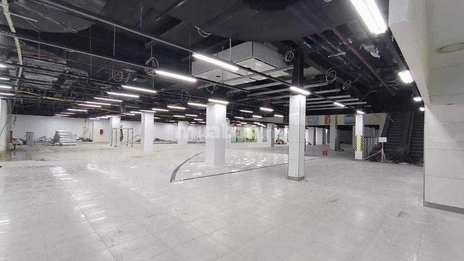 Cho thuê MBKD sàn tầng 2 toà Mipec 229 Tây Sơn, HN DT: 550m2.