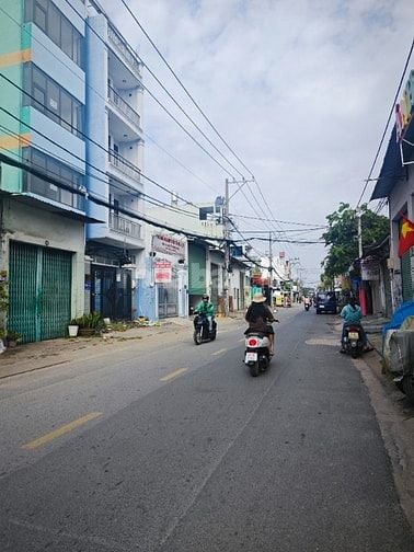 BÁN NHÀ HƯƠNG LỘ 2 - DTSD 150m2-  3 TẦNG FULL NỘI THẤT - CHỈ 4.6 TỶ TL