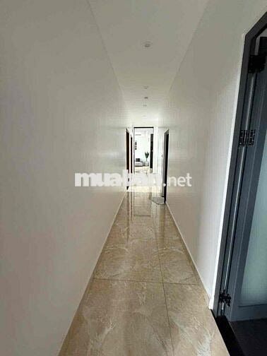 Bán nhà kiểu Biệt thứ 2 mặt tiền
