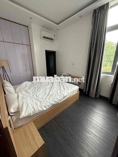Bán nhà kiểu Biệt thứ 2 mặt tiền
