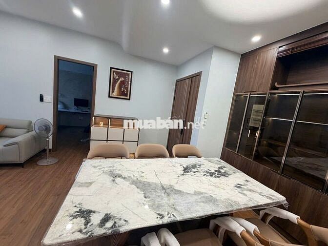 CHO THUÊ CĂN HỘ 2PN2WC FULL NỘI THẤT ĐẸP, VIEW SÔNG SG TẦNG CAO 