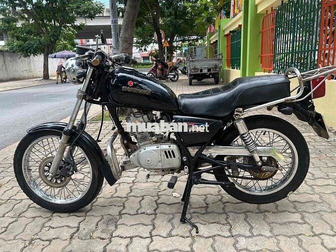 Suzuki GN125 Đen êm ái