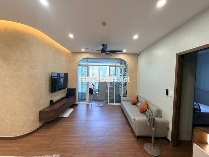 CHO THUÊ CĂN HỘ 2PN2WC FULL NỘI THẤT ĐẸP, VIEW SÔNG SG TẦNG CAO 