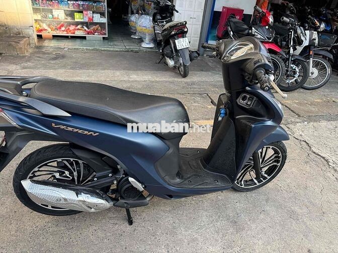 🟢🟢 Vision  Xanh đen 2023 xe đẹp ngay chủ có góp
