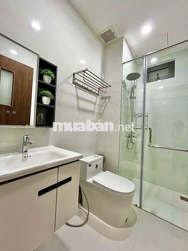 Cho thuê nhà 3 tầng PHẠM HỮU NHẬT có 4PN Full nt . Giá 36tr/tháng