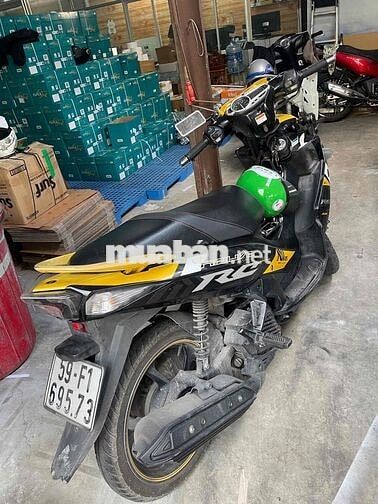 Yamaha Nouvo 6 FI Vàng đen