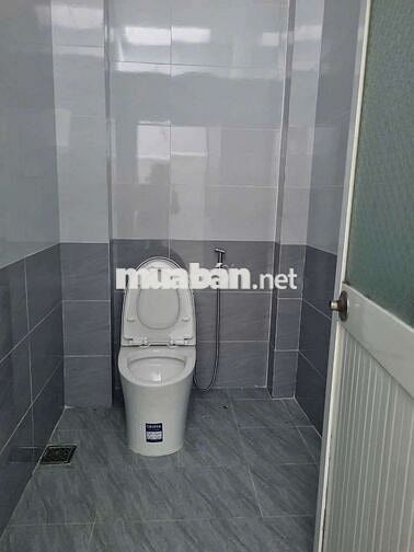 Nhà Thuê Mặt Tiền Gần Chợ Bà Điểm