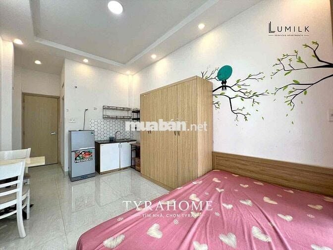 CHO THUÊ STUDIO BAN CÔNG LỚN FULL NỘI THẤT NGAY TRUNG TÂM QUẬN 1