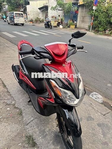 Yamaha Luvias GTX 2012 Đỏ đen Việt Nam
