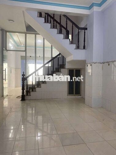 Nhà Thuê Mặt Tiền Gần Chợ Bà Điểm