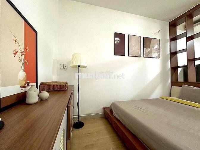 Village - 1PN - Tách Bếp Balcon - Nội Thất Xịn - Khuông Viên Đẹp - Q1
