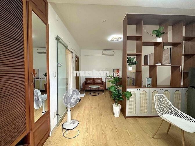 Village - 1PN - Tách Bếp Balcon - Nội Thất Xịn - Khuông Viên Đẹp - Q1