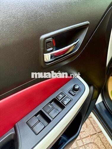 Suzuki Swift 2020 Trắng Da Nappa
