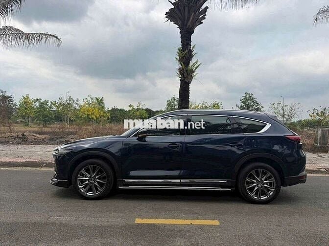 Mazda CX-8 Luxury 2022 Xanh đen 45.000 km