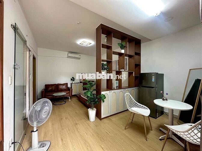 Village - 1PN - Tách Bếp Balcon - Nội Thất Xịn - Khuông Viên Đẹp - Q1