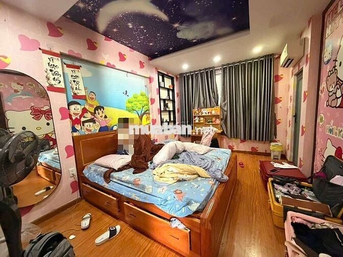 Biệt Thự Nguyên Căn Trệt 3 Lầu Đường 15m Ngang 9x20 Đầy Đủ Nội Thất