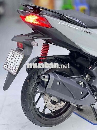 Honda Vario 160 ABS 2023 bst 9c nợ xấu trả 50% ạ