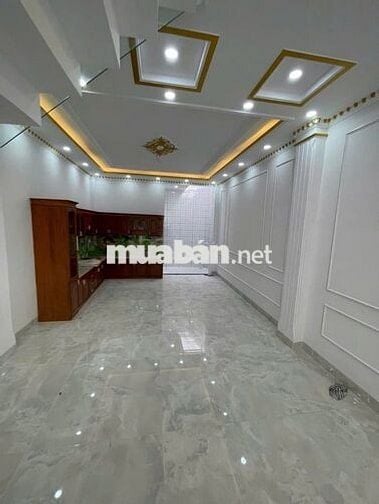 Cho thuê nhà HXH 451/3B Hai Bà Trưng P. Tân Định, Quận 1 