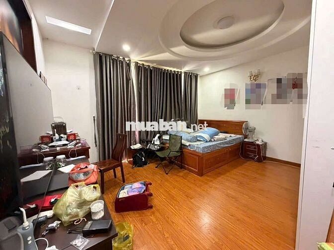 Biệt Thự Nguyên Căn Trệt 3 Lầu Đường 15m Ngang 9x20 Đầy Đủ Nội Thất