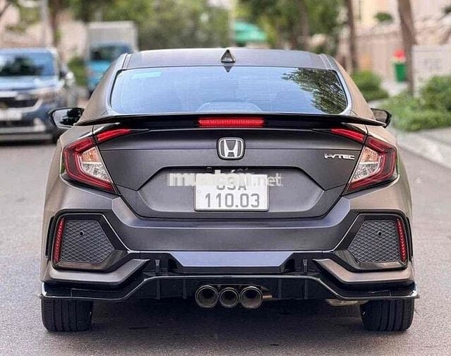 Honda Civic 1.8G Type R 2019 Đen nhám